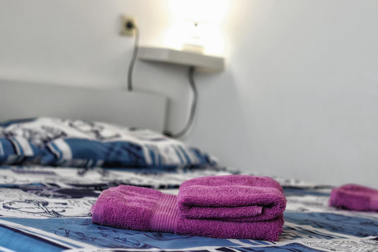 Apartments Amalia ロヴィニ エクステリア 写真